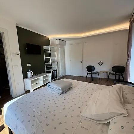 Casa Pitem Bed & Breakfast *